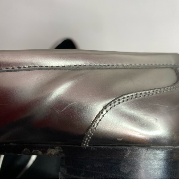 Coach Hollee Silver Leather Slip On Loafers Size 9.5B - Picture 5 of 8